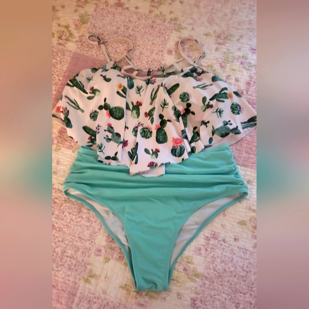 XL/1X Plus Size Two Piece Bikini Cut Out Swing Top Cactus Turquoise